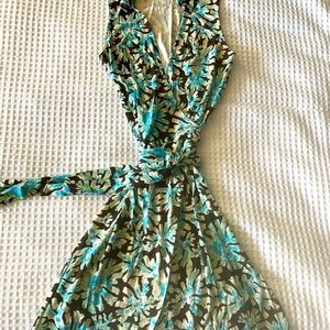 Diane Von Furstenburg Silk Wrap Dress Size 6